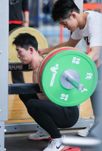九游娱乐手机版操作简单上手快